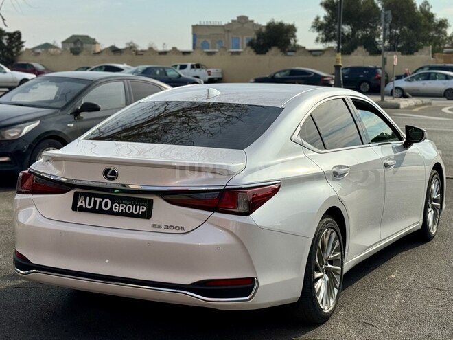 Lexus ES 300h 2021, 31,000 km - 2.5 л - Bakı