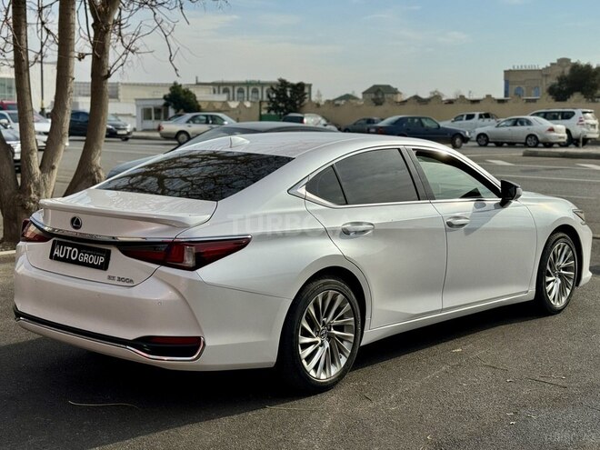 Lexus ES 300h 2021, 31,000 km - 2.5 л - Bakı