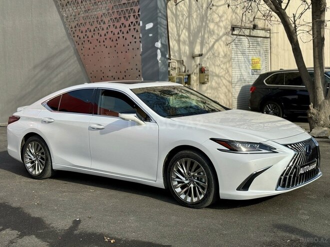 Lexus ES 300h 2021, 31,000 km - 2.5 л - Bakı