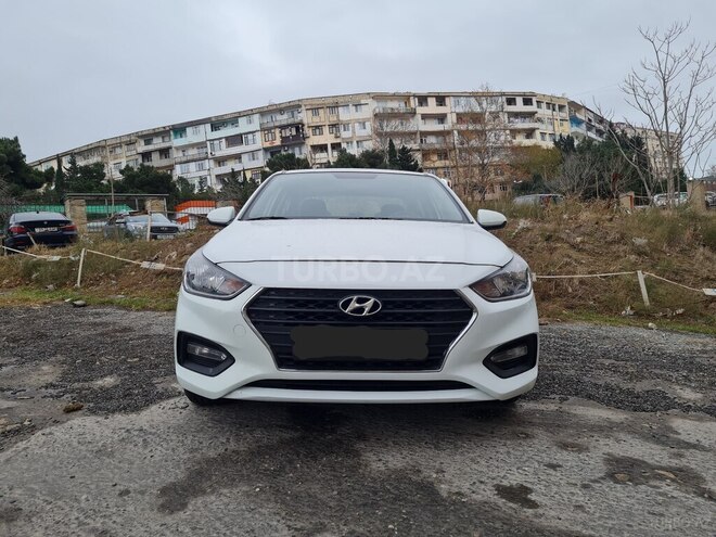 Hyundai Accent 2018, 82,889 km - 1.4 l - Bakı