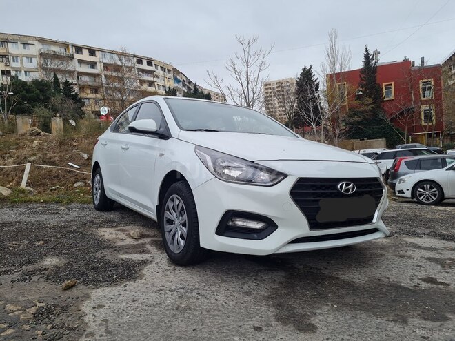 Hyundai Accent 2018, 82,889 km - 1.4 l - Bakı