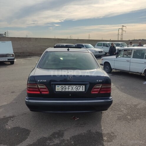 Mercedes E 270 1999, 421,172 km - 2.7 л - Bakı