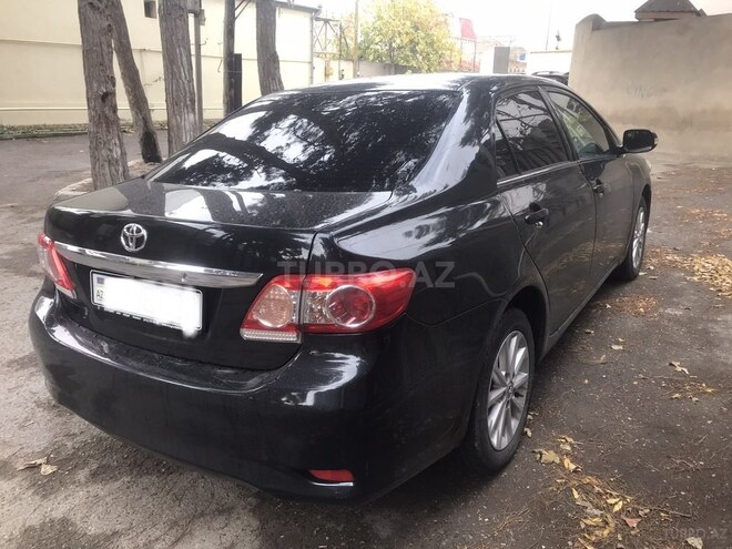 Toyota Corolla 2013, 196,000 km - 1.6 l - Bakı