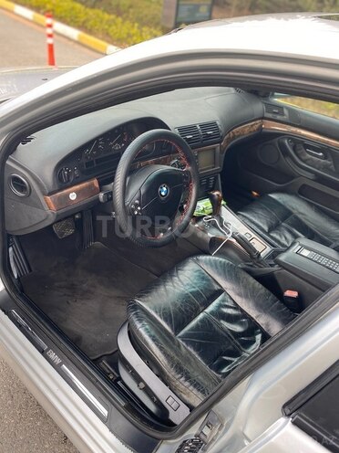 BMW 528 2000, 320,000 km - 2.8 л - Bakı