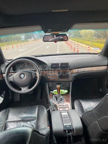 BMW 528 2000, 320,000 km - 2.8 л - Bakı