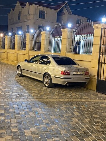 BMW 528 2000, 320,000 km - 2.8 л - Bakı