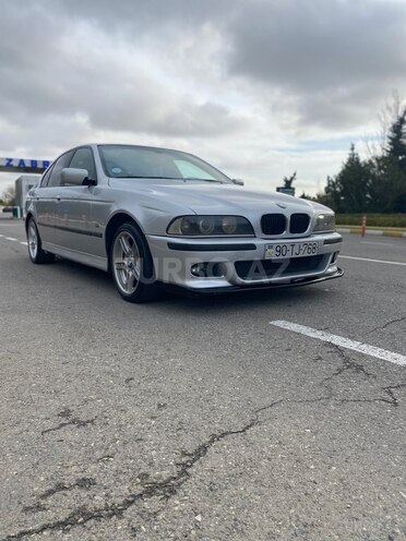 BMW 528 2000, 320,000 km - 2.8 л - Bakı