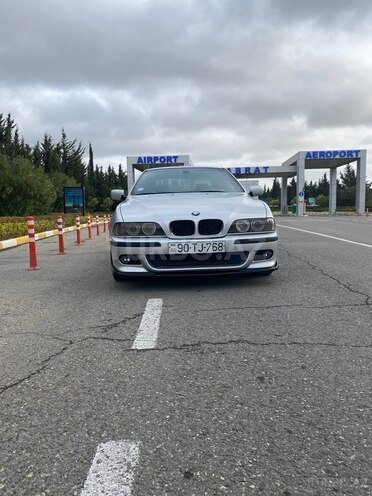 BMW 528 2000, 320,000 km - 2.8 л - Bakı