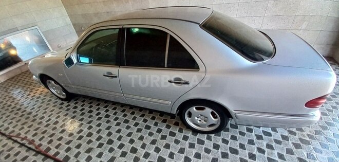 Mercedes E 220 2006, 356,500 km - 2.0 л - Bakı