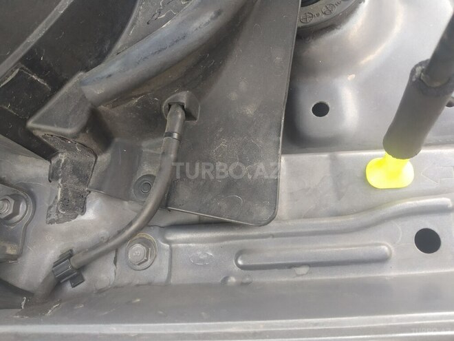 Hyundai Accent 2016, 37,521 km - 1.4 l - Sumqayıt