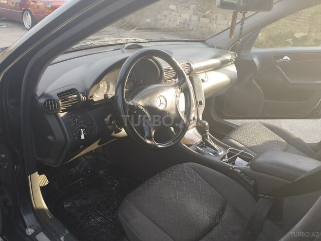 Mercedes C 240 2001, 260,000 km - 2.4 л - Bakı