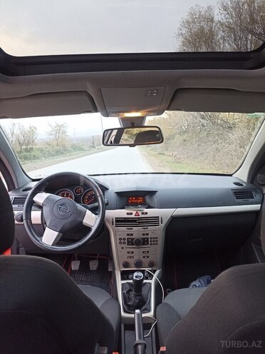 Opel Astra 2007, 269,000 km - 1.3 l - Quba
