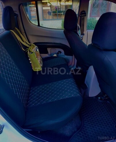 Mitsubishi L200 2012, 403,000 km - 2.5 l - Bakı