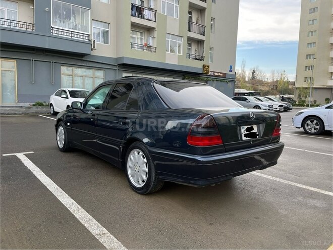 Mercedes C 200 2000, 254,000 km - 2.0 l - Bakı