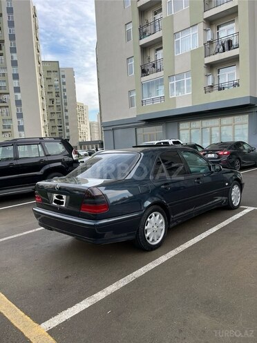 Mercedes C 200 2000, 254,000 km - 2.0 l - Bakı