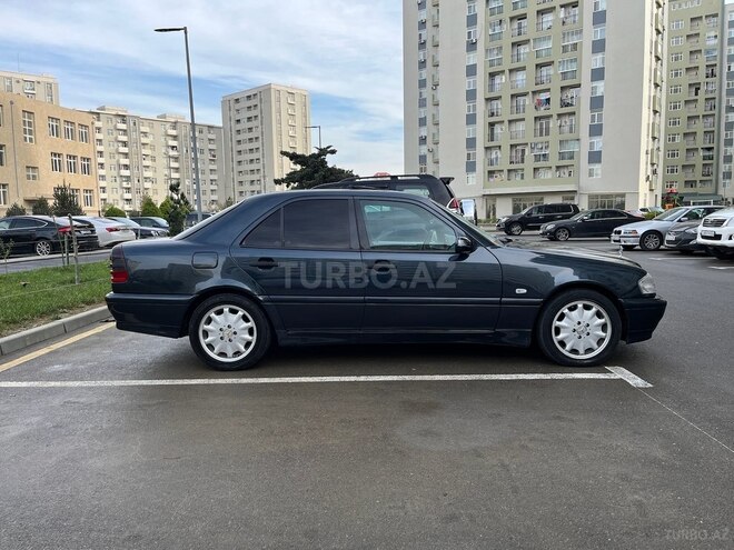 Mercedes C 200 2000, 254,000 km - 2.0 l - Bakı