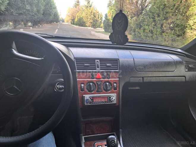 Mercedes C 180 1998, 270,000 km - 1.8 л - Qazax