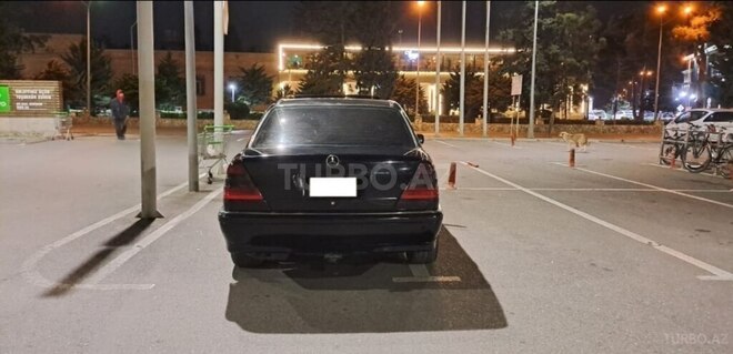 Mercedes C 230 1999, 190,000 km - 2.3 l - Bakı