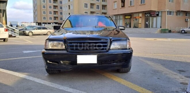 Mercedes C 230 1999, 190,000 km - 2.3 l - Bakı