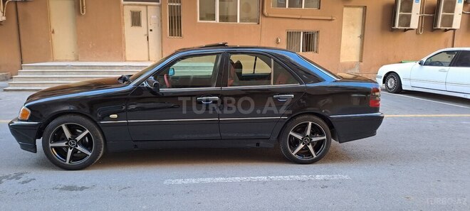 Mercedes C 230 1999, 190,000 km - 2.3 l - Bakı