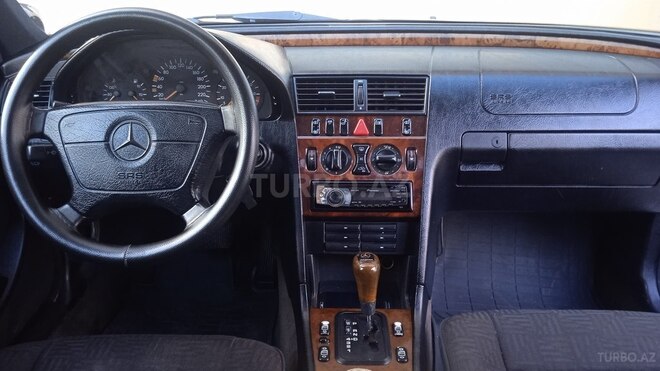 Mercedes C 200 1998, 298,700 km - 2.0 l - Bakı