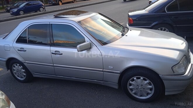 Mercedes C 200 1998, 298,700 km - 2.0 l - Bakı