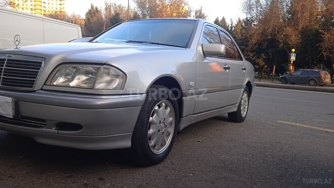 Mercedes C 200 1998, 298,700 km - 2.0 l - Bakı