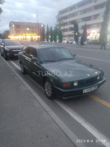 BMW 520 1989, 280,647 km - 2.0 л - Qusar