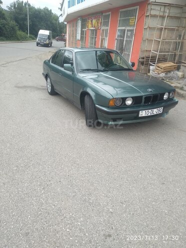 BMW 520 1989, 280,647 km - 2.0 л - Qusar