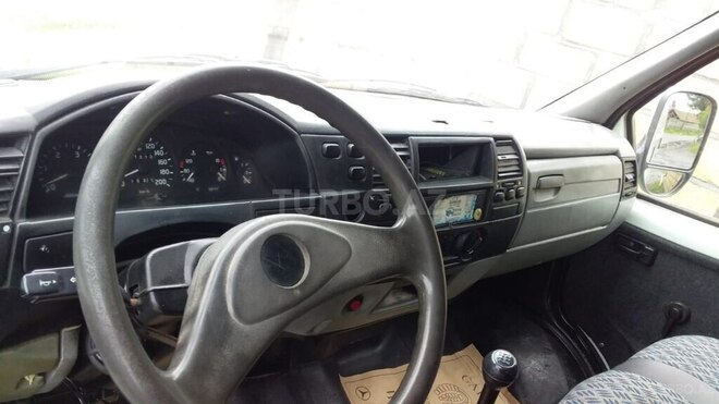 GAZ Sobol 2006, 278,000 km - 2.4 l - Zaqatala