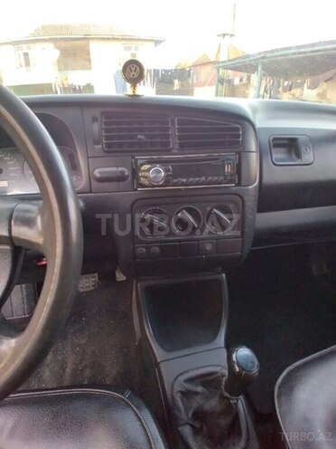 Volkswagen Golf 1996, 25,263 km - 2.0 л - Lənkəran