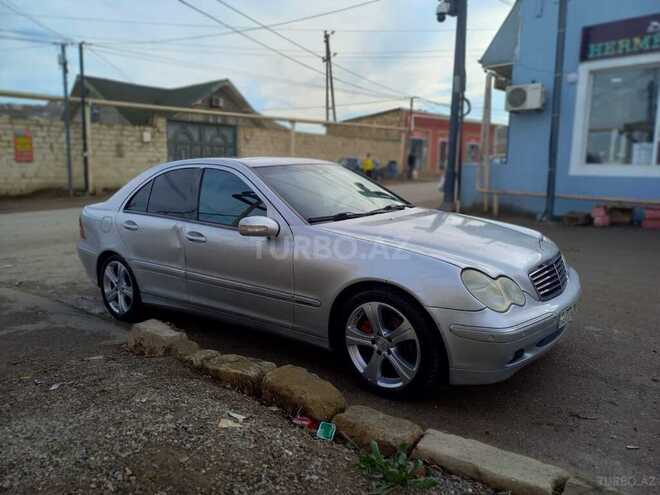 Mercedes C 240 2000, 218,000 km - 2.6 л - Bakı