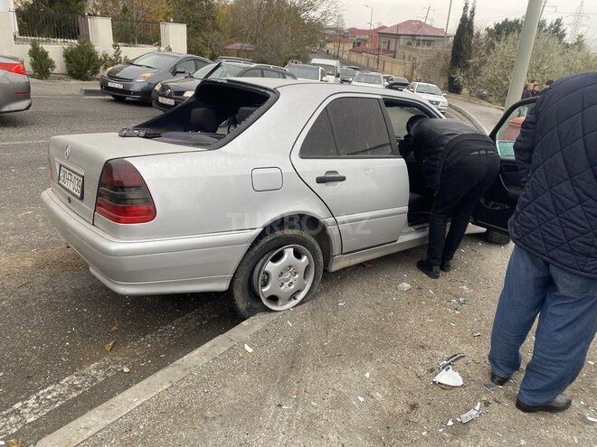 Mercedes C 180 1999, 400,000 km - 1.8 л - Bakı