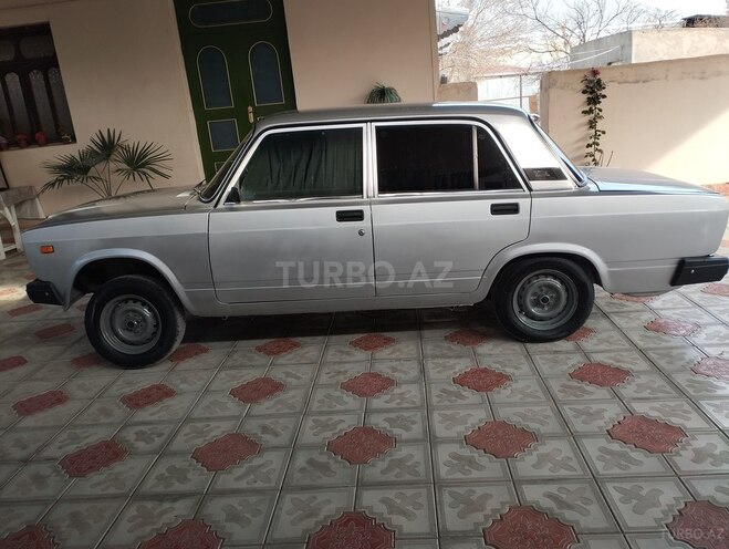 LADA (VAZ) 2107 2011, 48,000 km - 1.6 l - Naftalan