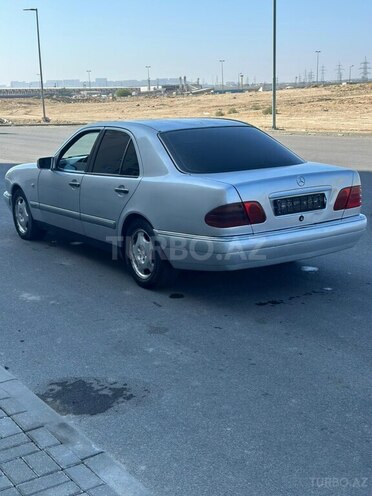 Mercedes E 230 1997, 235,632 km - 2.3 l - Bakı