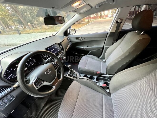 Hyundai Accent 2021, 60,000 km - 1.6 l - Bakı