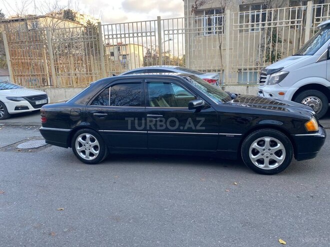 Mercedes C 230 1999, 372,000 km - 2.3 л - Bakı
