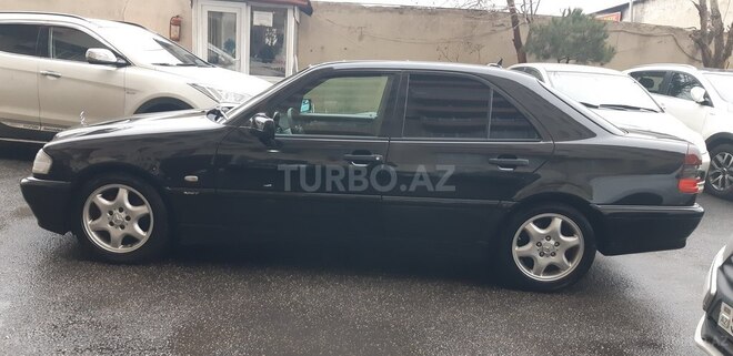 Mercedes C 230 1999, 390,000 km - 2.3 l - Bakı