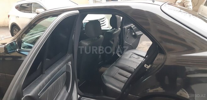 Mercedes C 230 1999, 390,000 km - 2.3 l - Bakı