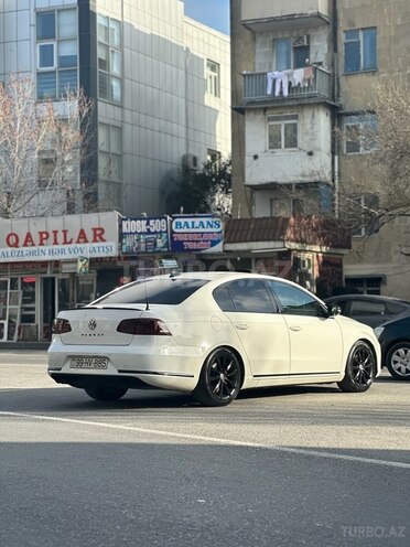 Volkswagen Passat 2014, 210,000 km - 1.8 l - Bakı
