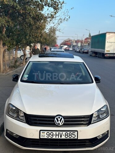 Volkswagen Passat 2014, 210,000 km - 1.8 l - Bakı