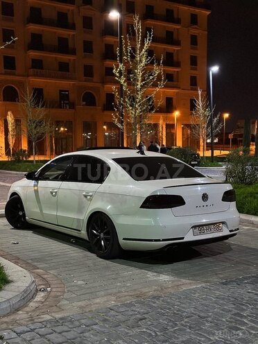 Volkswagen Passat 2014, 210,000 km - 1.8 l - Bakı