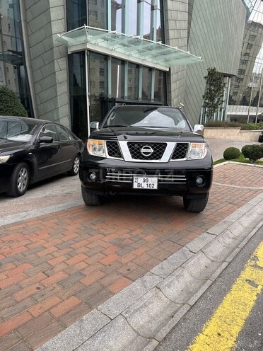 Nissan Pathfinder 2006, 250,000 km - 4.0 l - Bakı