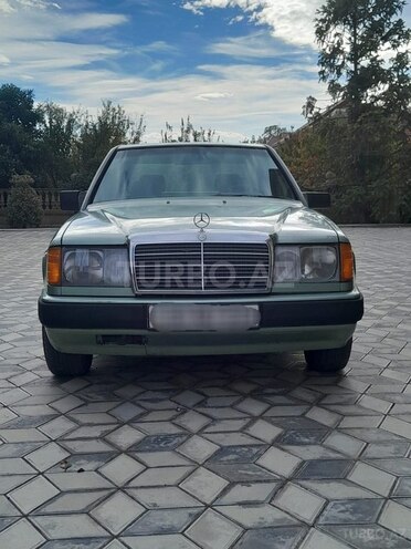 Mercedes E 230 1986, 352,777 km - 2.3 l - Şəmkir