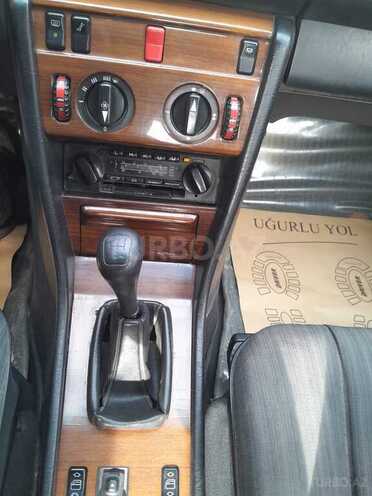 Mercedes E 230 1986, 352,777 km - 2.3 l - Şəmkir