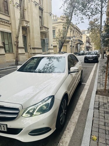 Mercedes E 220 2014, 170,000 km - 2.2 l - Bakı