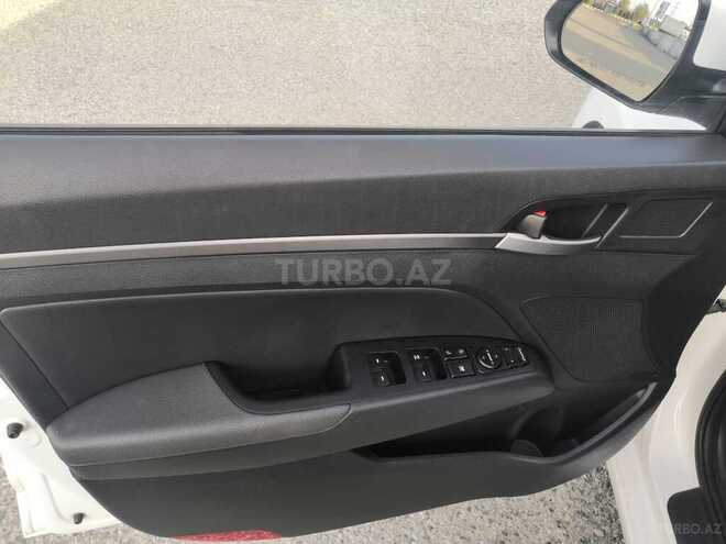 Hyundai Elantra 2015, 133,000 km - 1.6 л - Bakı