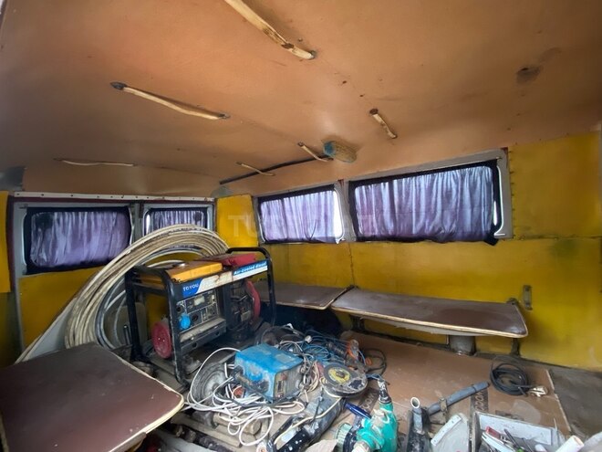 UAZ 452 1998, 252,000 km - 2.5 l - Xudat