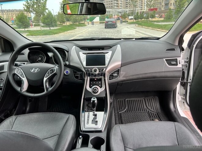 Hyundai Elantra 2011, 179,123 km - 1.8 l - Bakı