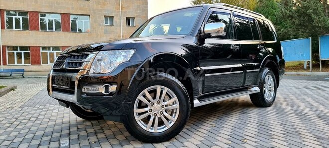 Mitsubishi Pajero 2015, 105,000 km - 3.8 l - Bakı